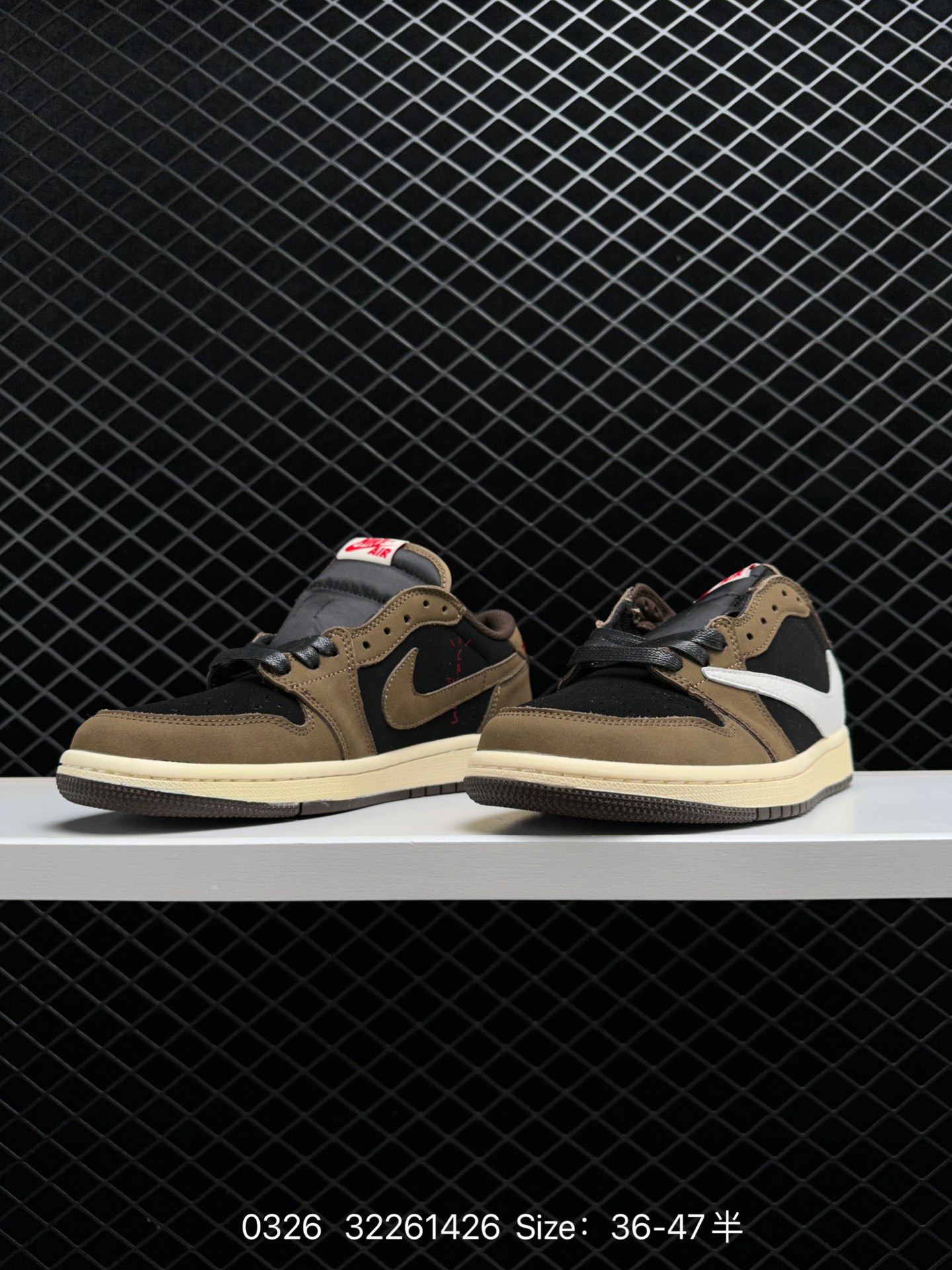 Travis Scott x Air Jordan 1 Low AJ1